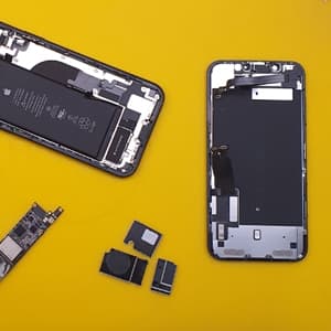 Reparación y limpieza de móviles mojados